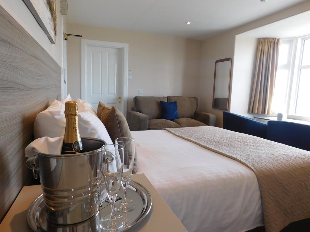 Cullen Bay Hotel Εξωτερικό φωτογραφία