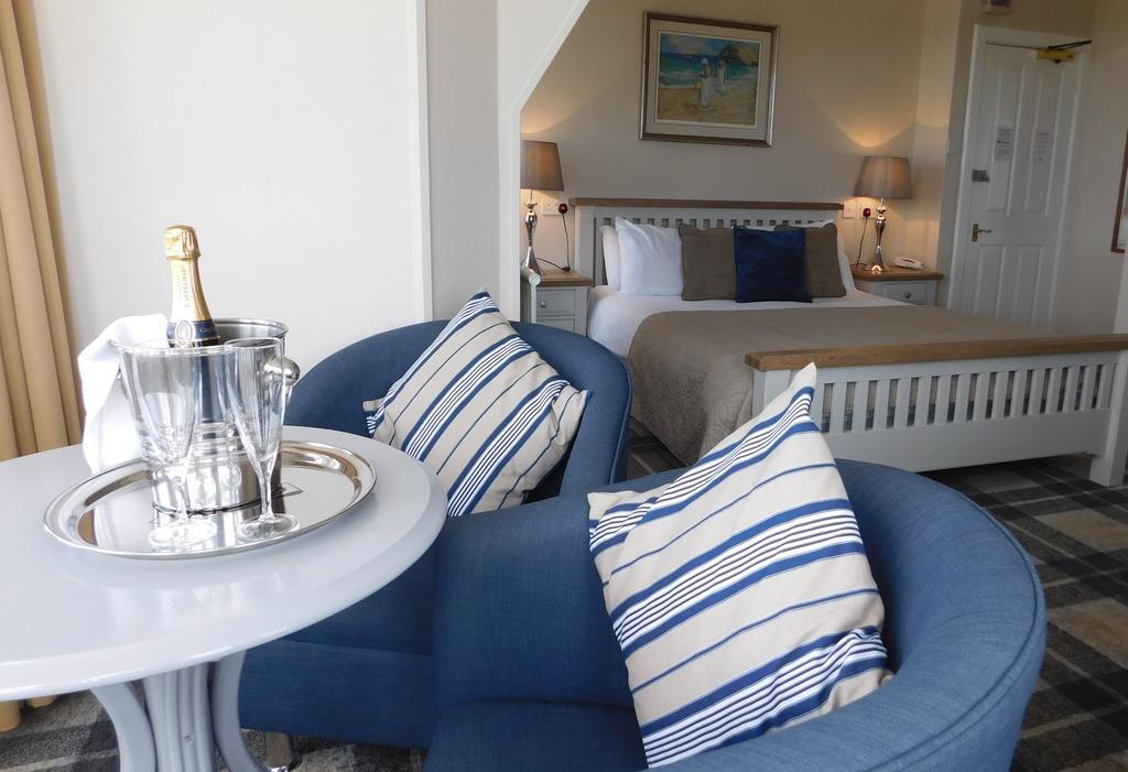 Cullen Bay Hotel Εξωτερικό φωτογραφία