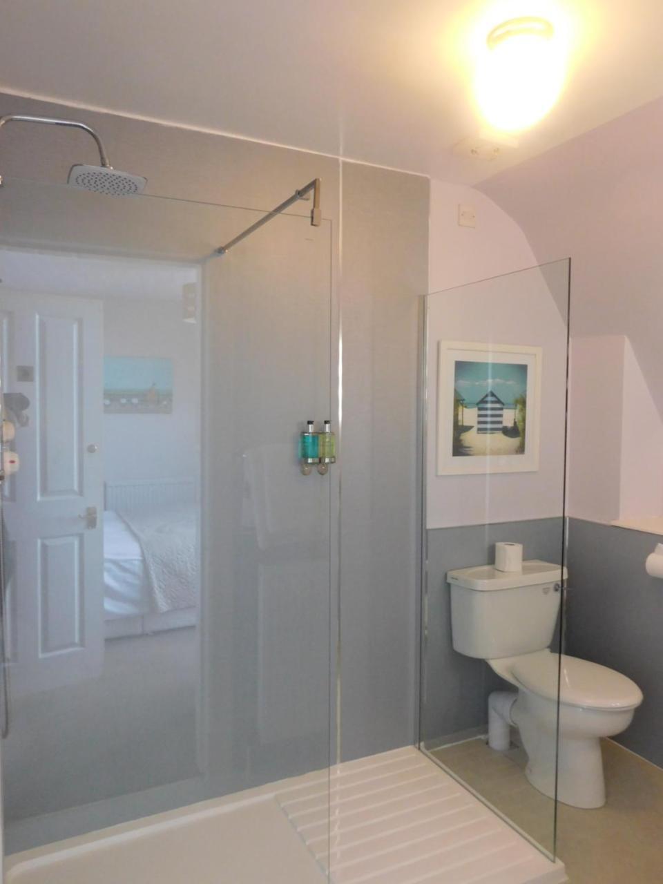 Cullen Bay Hotel Εξωτερικό φωτογραφία